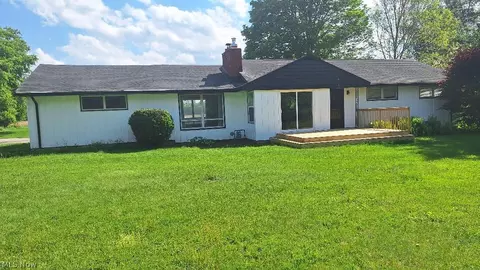 3730 S Sunnyfield Dr, Copley, OH 44321