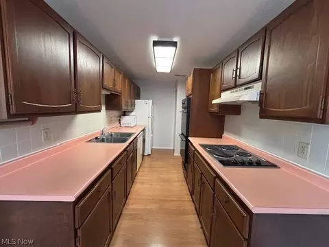 Kitchen - 3068 Kent Rd, Stow, OH 44224 photo 3 of 3
