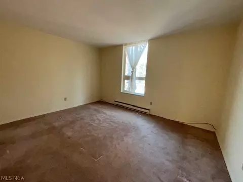 Bedroom - 3068 Kent Rd, Stow, OH 44224 photo 4 of 5