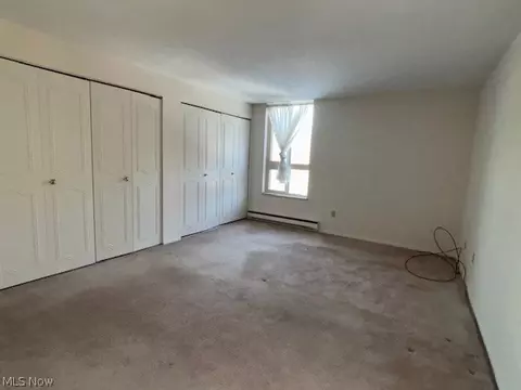 Bedroom - 3068 Kent Rd, Stow, OH 44224 photo 2 of 5