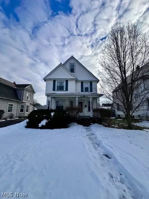 Exterior - 119 Cornell Ave, Elyria, OH 44035 photo 1 of 8