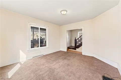 313 E Seventh St, Salem, OH 44460 photo 4