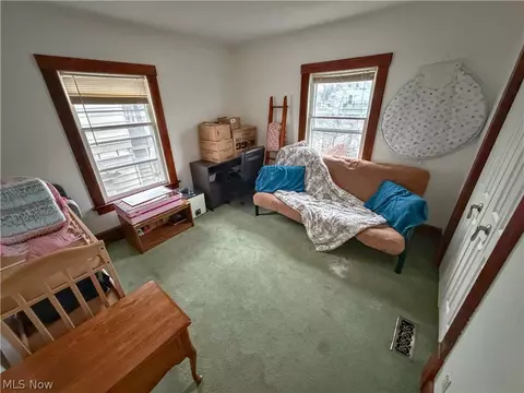 Bedroom - 355 Kenyon Ave, Elyria, OH 44035 photo 1 of 5