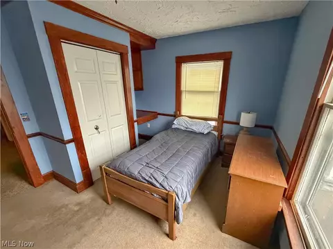 Bedroom - 355 Kenyon Ave, Elyria, OH 44035 photo 3 of 5