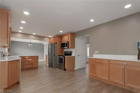 7772 Barnaby Ln, Mentor, OH 44060 photo 16