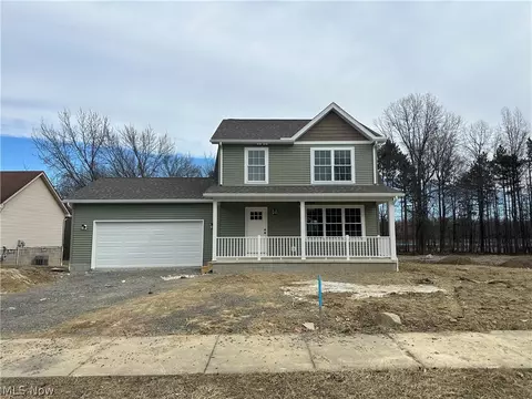 206 Beachwood Dr, Youngstown, OH 44505