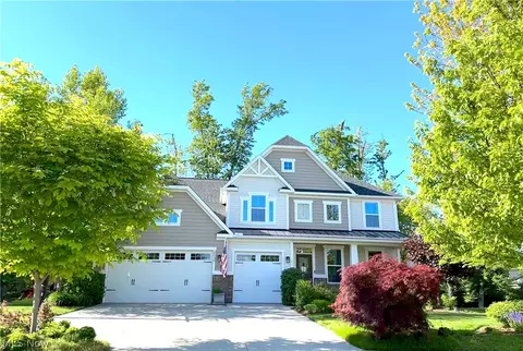 2430 Woodhawk Ln, Avon, OH 44011