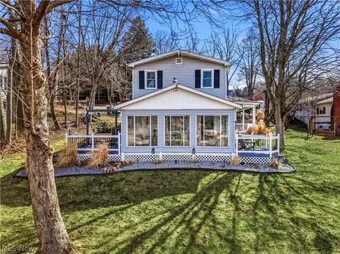 32242 Woodale Dr, Hanoverton, OH 44423