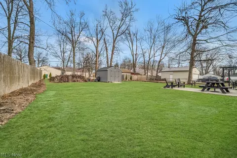 Exterior - 4875 Marigold Rd, Mentor, OH 44060 photo 2 of 6