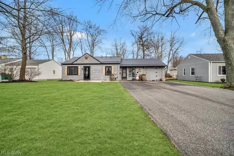 4875 Marigold Rd, Mentor, OH 44060