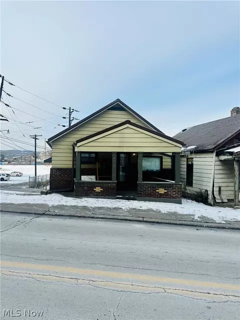 407 Main St, Follansbee, WV 26037
