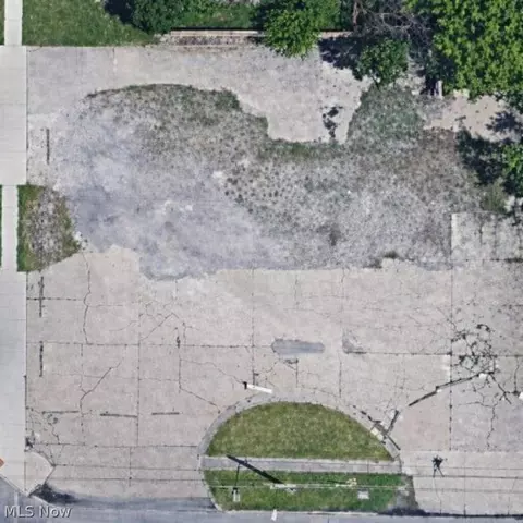 W 21st Street, Lorain, OH 44052