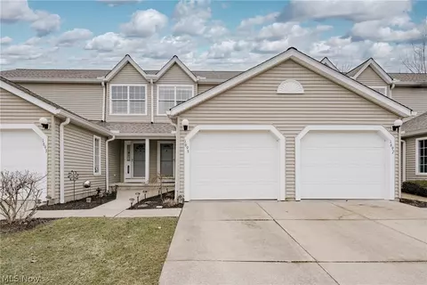 1695 Red Maple Ct, Streetsboro, OH 44241