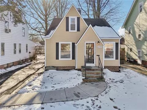 3798 Grosvenor Rd, South Euclid, OH 44118