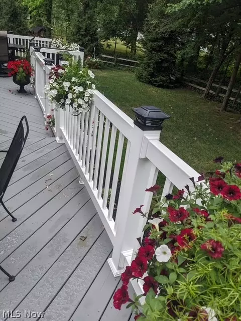 Exterior - 8330 Paddock Ct, Mentor, OH 44060 photo 10 of 10