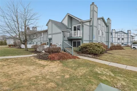 9024 Portage Pointe Dr #G, Streetsboro, OH 44241