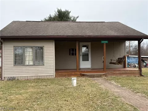 12545 3rd Ave, Trinway, OH 43842