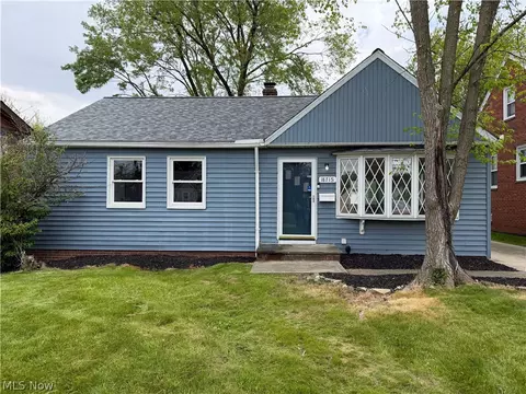 18715 Libby Rd, Maple Heights, OH 44137