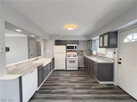Kitchen - 18715 Libby Rd, Maple Heights, OH 44137 photo 1 of 1