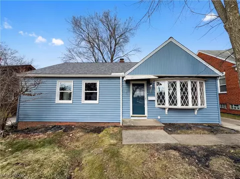 18715 Libby Rd, Maple Heights, OH 44137