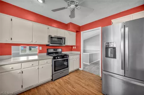 Kitchen - 3380 Crandall Rd, Collins, OH 44826 photo 5 of 6