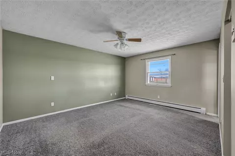 Bedroom - 3380 Crandall Rd, Collins, OH 44826 photo 4 of 6