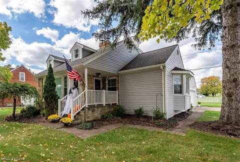 7040 Brecksville Rd, Independence, OH 44131