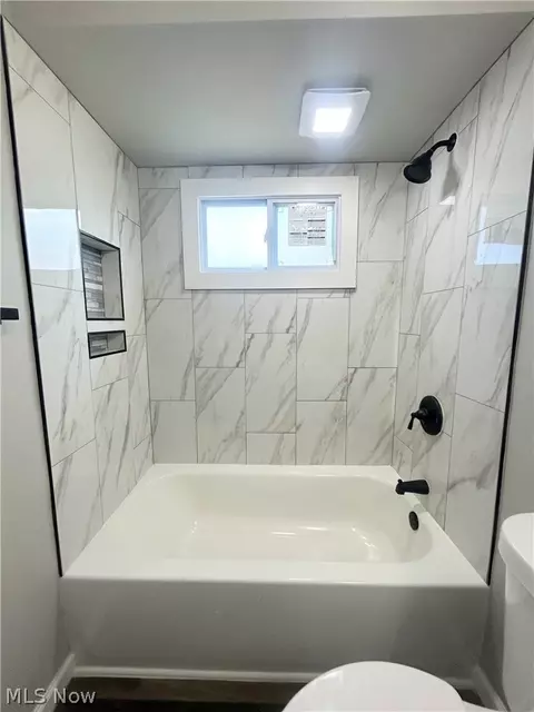 Bath - 3834 Morley Dr, Kent, OH 44240 photo 2 of 4