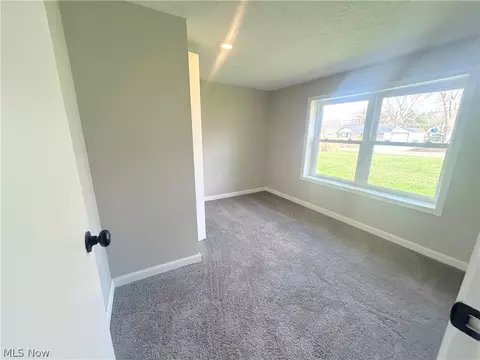 Bedroom - 558 Lessig Ave, Springfield, OH 44312 photo 3 of 3