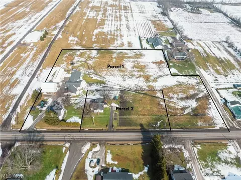 16352 And 16350 Nauvoo Rd, Middlefield, OH 44062