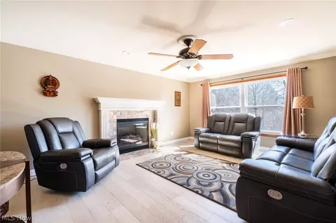 Living - 195 Willow Bend Dr, Canfield, OH 44406 photo 1 of 2