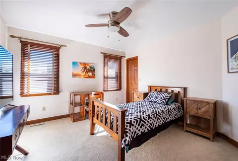 Bedroom - 195 Willow Bend Dr, Canfield, OH 44406 photo 6 of 8