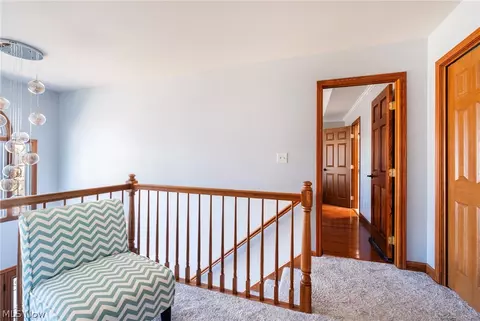 Entry Way - 195 Willow Bend Dr, Canfield, OH 44406 photo 6 of 8