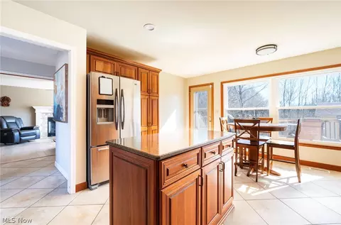 Kitchen - 195 Willow Bend Dr, Canfield, OH 44406 photo 3 of 3