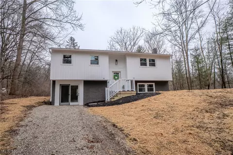 23095 Foster Rd, Wellington, OH 44090
