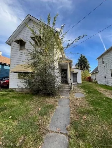 2919 E 64th St, Cleveland, OH 44127