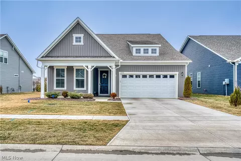 33316 Midship Dr, Avon Lake, OH 44012
