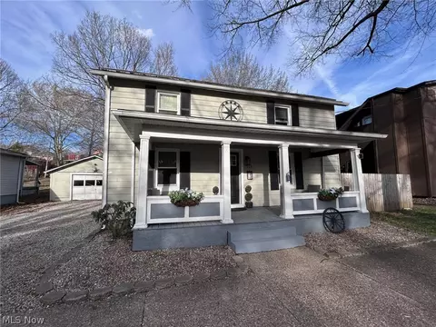 712 Front St, Marietta, OH 45750