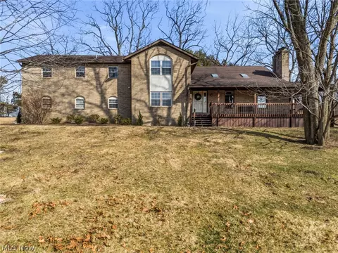 380 E 2nd St, Zoar, OH 44697