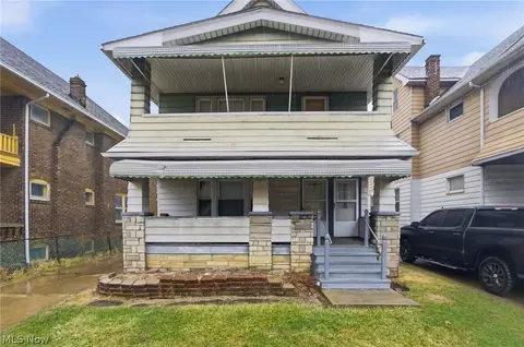 1867 Reyburn Rd, Cleveland, OH 44112