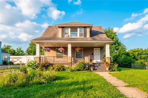 15264 Broadway Ave, Maple Heights, OH 44137