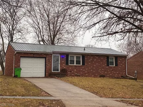 25 Hawk Rdg, Rittman, OH 44270
