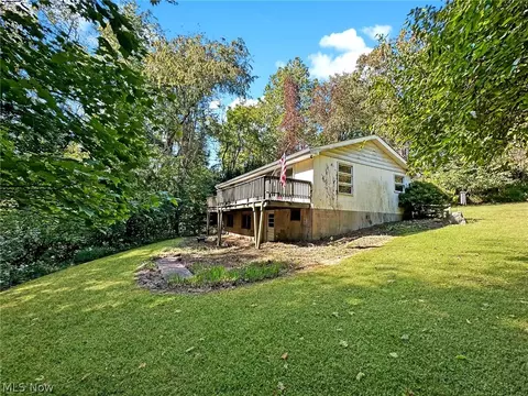 186 Bennett Blvd, Wintersville, OH 43953