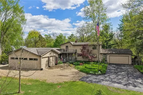 19829 Marks Rd, Strongsville, OH 44149