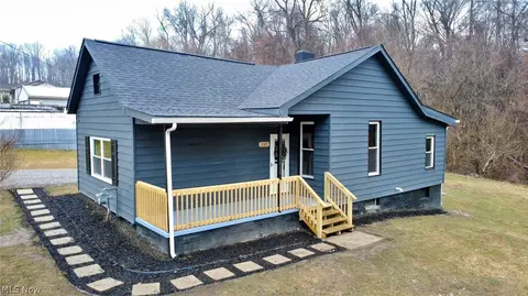 2089 Chewelah Ave, Zanesville, OH 43701