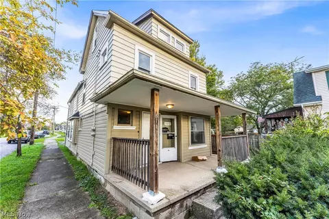 4611 W 41st St, Cleveland, OH 44109