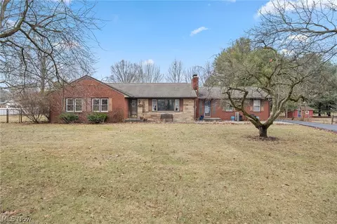 3287 Broadhaven Ave NW, Massillon, OH 44646