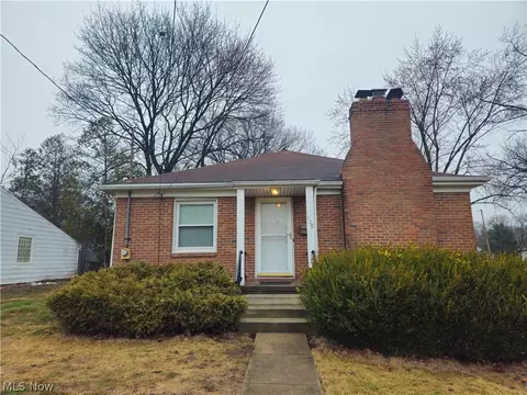 129 Idlewild St, Akron, OH 44313