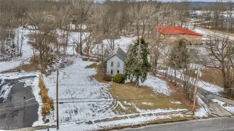 4138 S Main St, Akron, OH 44319