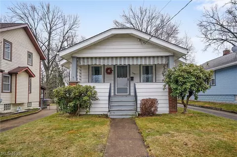1969 High St, Cuyahoga Falls, OH 44221